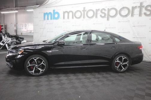 2020 Volkswagen Passat 2.0T R-Line