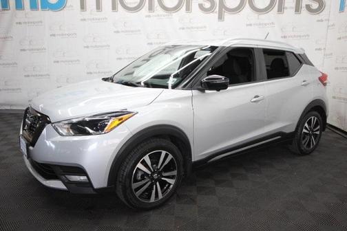 2020 Nissan Kicks SR