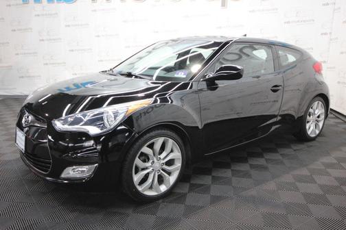 Ultra Black 2015 Hyundai Veloster Base