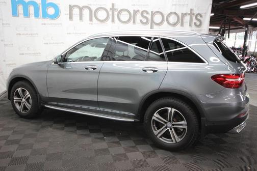 Selenite Gray Metallic 2017 Mercedes-Benz GLC 300 Base 4MATIC