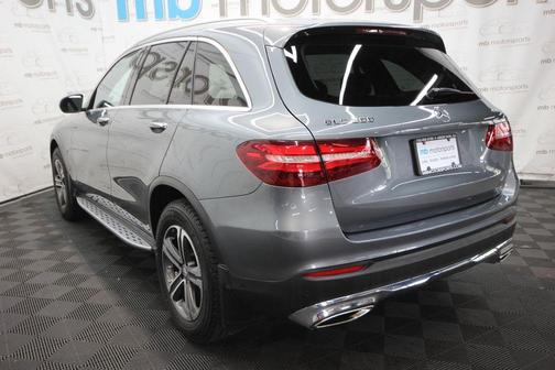 Selenite Gray Metallic 2017 Mercedes-Benz GLC 300 Base 4MATIC