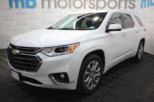 Iridescent Pearl Tricoat 2019 Chevrolet Traverse Premier
