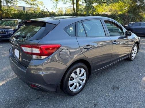 2019 Subaru Impreza 2.0i