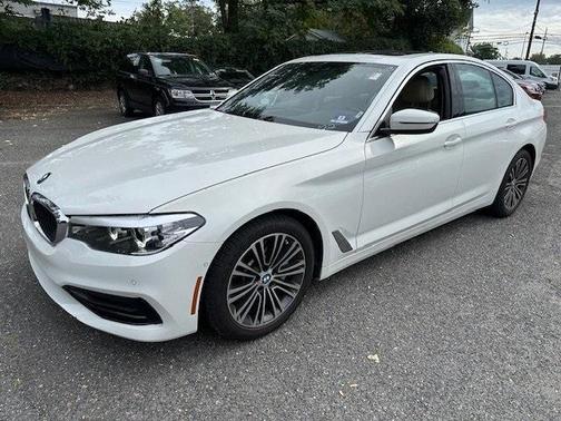2019 BMW 530 i
