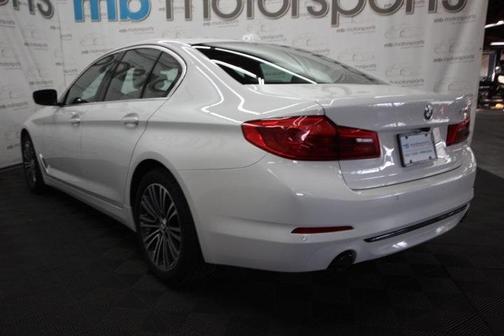 2019 BMW 530 i