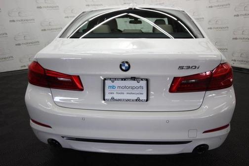 2019 BMW 530 i