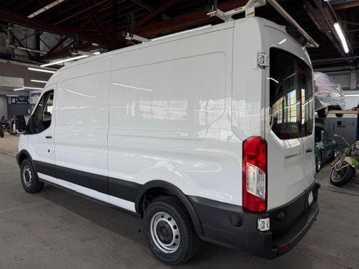 Oxford White 2019 Ford Transit-250 148 WB Medium Roof Cargo