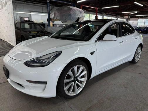 Pearl White Multi 2020 Tesla Model 3 Standard Range Plus