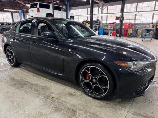 2022 Alfa Romeo Giulia Ti