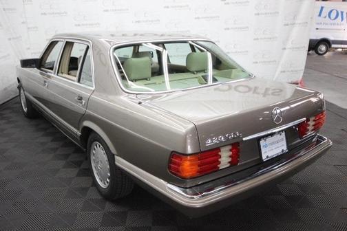 1991 Mercedes-Benz S-Class 420SEL