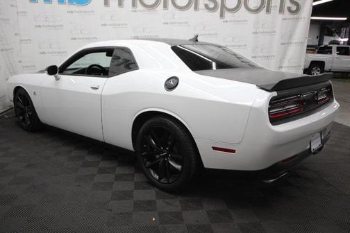 2015 Dodge Challenger R/T Scat Pack
