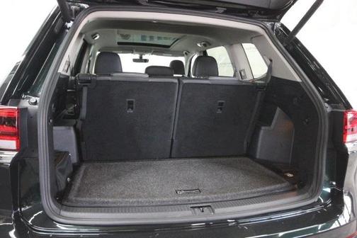 2022 Volkswagen Atlas 3.6L SE w/Technology