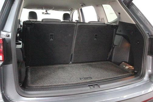 2022 Volkswagen Atlas 3.6L SE w/Technology