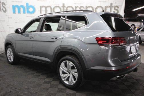 2022 Volkswagen Atlas 3.6L SE w/Technology