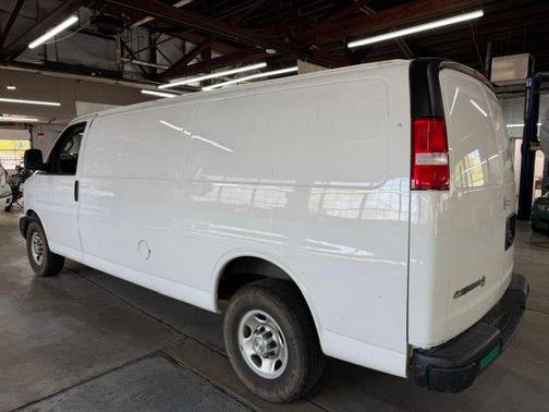 Summit White 2021 Chevrolet Express 3500 Work Van