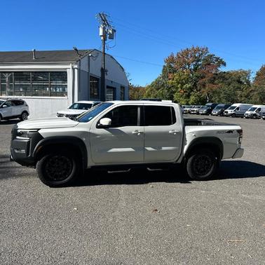 Glacier White 2022 Nissan Frontier PRO-4X