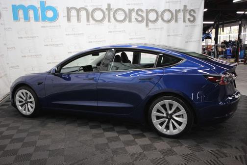 Deep Blue Metallic 2022 Tesla Model 3 Base