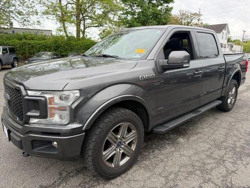 Magnetic Metallic 2018 Ford F-150 Lariat