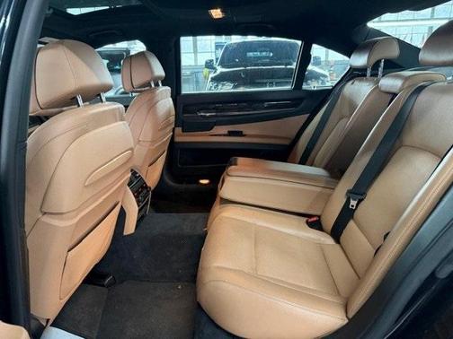 2015 BMW 750 Li xDrive