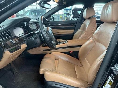 2015 BMW 750 Li xDrive