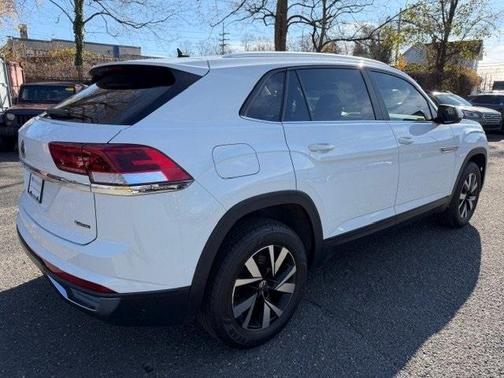 2023 Volkswagen Atlas Cross Sport 2.0T SE