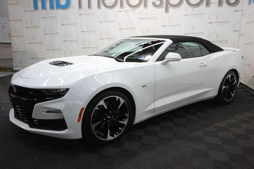 Summit White 2019 Chevrolet Camaro 2SS