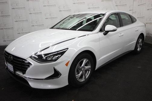 2022 Hyundai SONATA SE
