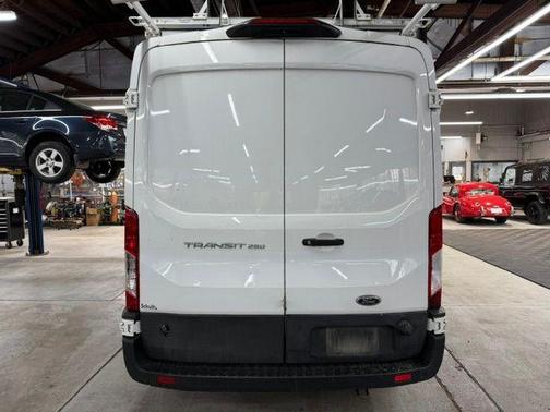 Oxford White 2020 Ford Transit-250 Base