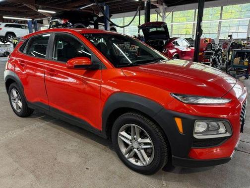 Sunset Orange 2019 Hyundai KONA SE