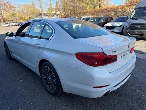 2019 BMW 530 i xDrive