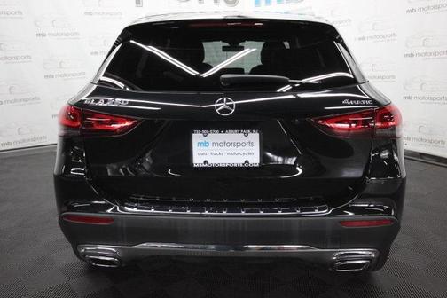 2022 Mercedes-Benz GLA 250 Base 4MATIC