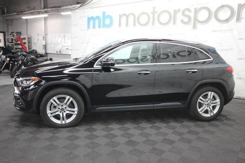 2022 Mercedes-Benz GLA 250 Base 4MATIC