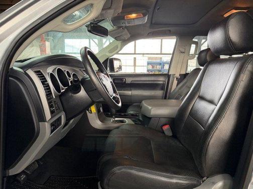 2013 Toyota Tundra Grade