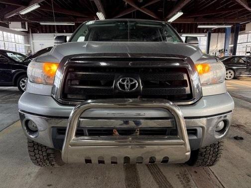 2013 Toyota Tundra Grade