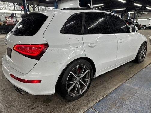 2016 Audi SQ5 3.0T Premium Plus
