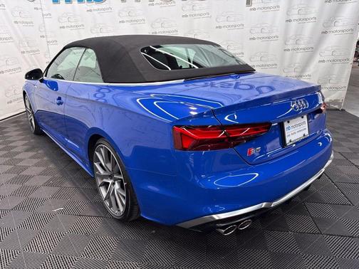 Audi Special Paint 2024 Audi S5 3.0T Premium