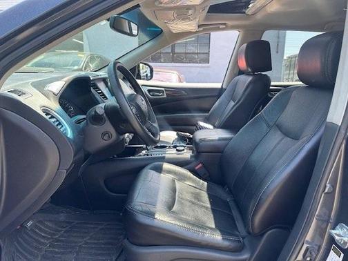 2014 Nissan Pathfinder Platinum