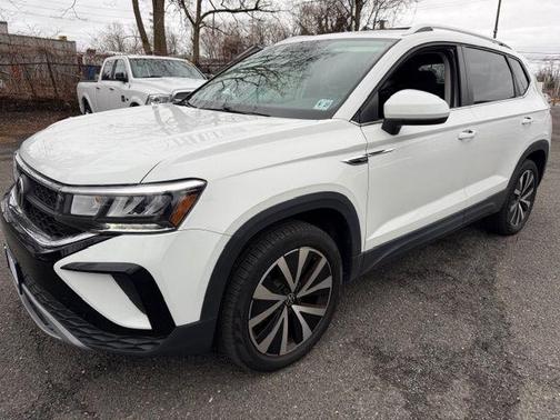 2022 Volkswagen Taos 1.5T SE