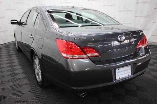 Magnetic Gray Metallic 2010 Toyota Avalon XLS