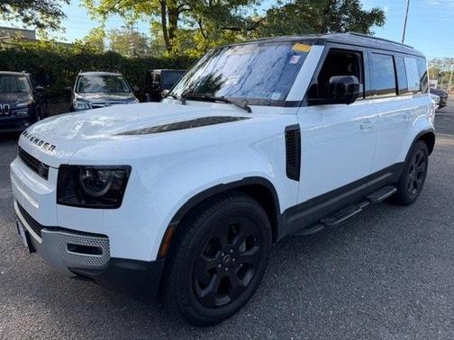 2020 Land Rover Defender 110 SE