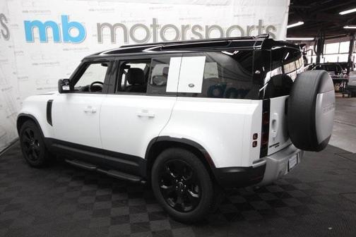 2020 Land Rover Defender 110 SE