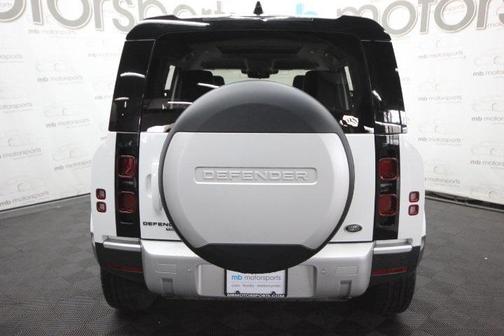 2020 Land Rover Defender 110 SE