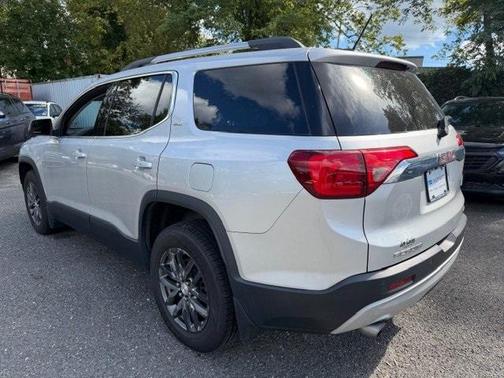 2018 GMC Acadia SLT-1
