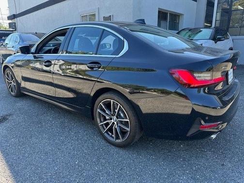 2020 BMW 330 i xDrive