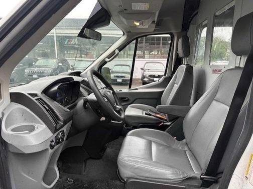 2016 Ford Transit-250 148 WB Medium Roof Cargo