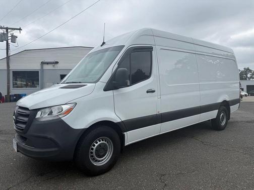 Arctic White 2021 Mercedes-Benz Sprinter 2500 170 WB