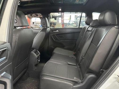 2019 Volkswagen Tiguan 2.0T SEL R-Line Black