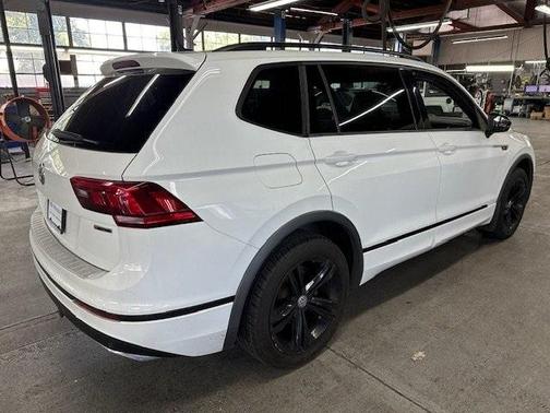 2019 Volkswagen Tiguan 2.0T SEL R-Line Black
