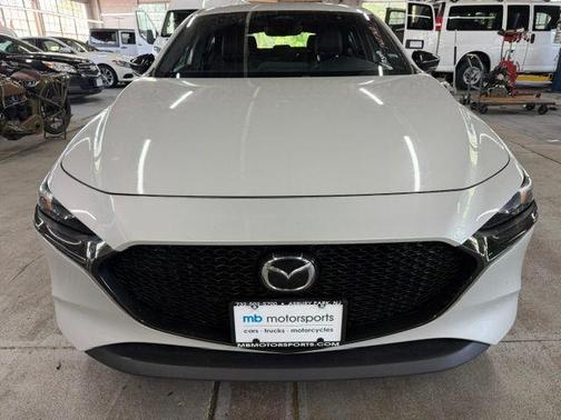 Ceramic Metallic 2024 Mazda Mazda3 FWD w/Select Package