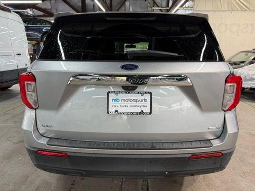 Silver Metallic 2020 Ford Explorer XLT